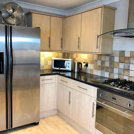 Ab - Top Floor 2 Bed Modern Town Centre Apartment With Parking For One Vehicle Stratford-upon-Avon Kültér fotó