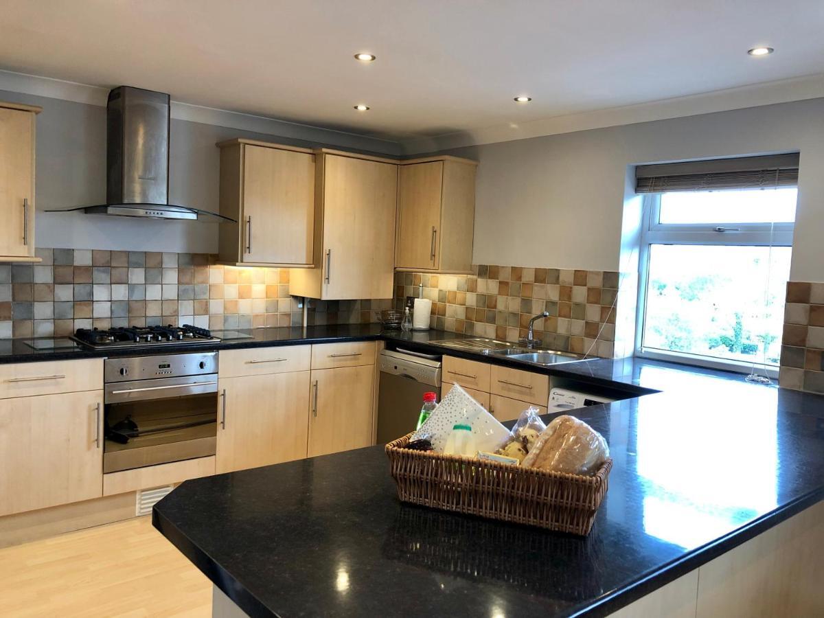 Ab - Top Floor 2 Bed Modern Town Centre Apartment With Parking For One Vehicle Stratford-upon-Avon Kültér fotó